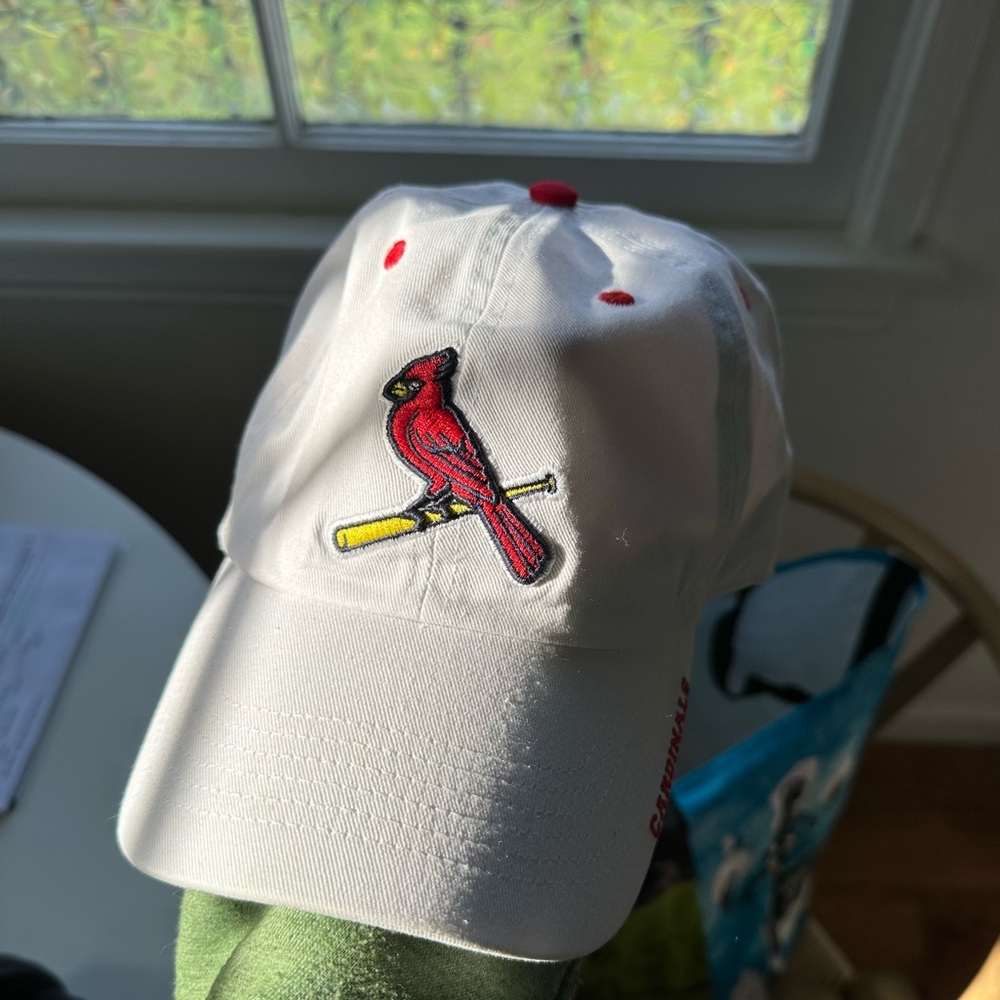 GENUINE ST. LOUIS CARDINALS MLB CAP